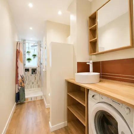 Apartman La Papesse - T3, Terrasse, Centre-ville, Quartier Mediterranee